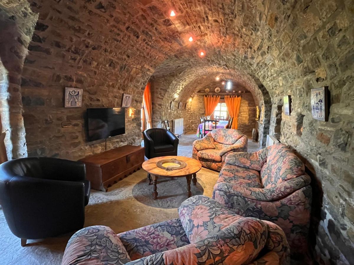 منزل الضيف Coscojuela de Sobrarbe  في La Abadia المظهر الخارجي الصورة